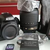 Nikon  D3200 kit ob. Nikon 18-105 VR con accessori
