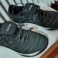 Scarpe calcetto uomo.