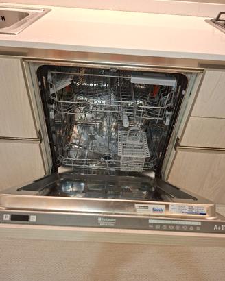 Lavastoviglie Hotspot Ariston Incasso  13 coperti