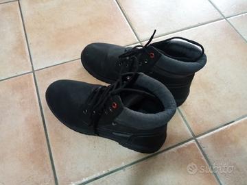 stivaletti da uomo camosciati