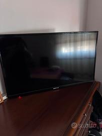 Televisore 32” con digitale terrestre