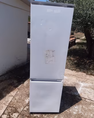 Frigorifero Whirlpool 320 lt