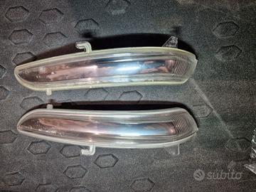 coppia Indicatori di direzione  PEUGEOT 208