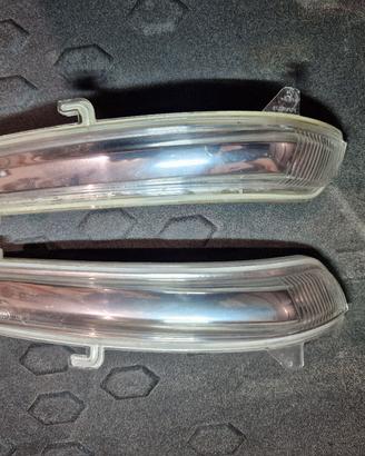 coppia Indicatori di direzione  PEUGEOT 208