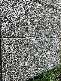 Mattonelle in graniglia 50x50 per esterno