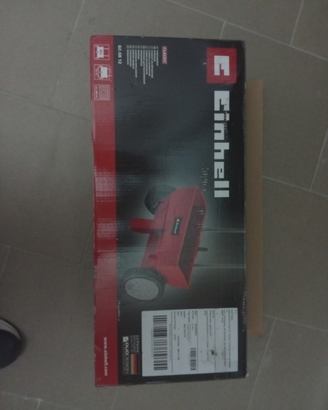 Seminatrice per giardino