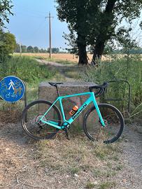 Bici Gravel Bianchi arcadex comp taglia L