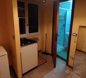 Largo preneste monolocale arredato