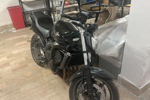 Vendia moto prezzo trattabile !!!!!