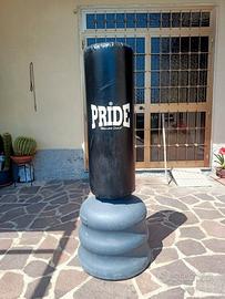 sacco arti marziali con pedana