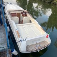 Motoscafo natante Colombo Aliante 32' refit 2017