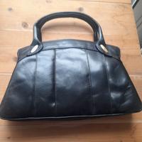 Elegante borsa nera in pelle