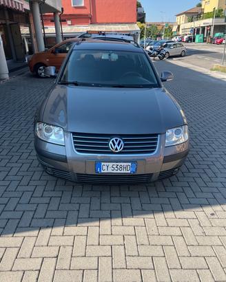Volkswagen Passat 1.9 TDI/101 CV Var. Business
