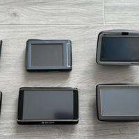 Lotto 6 Navigatori Tomtom Via Go One, Navigon ,Mio