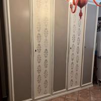 Armadio in legno