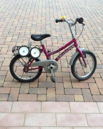 Bicicletta bimba Vintage anni 90 con rotelle.