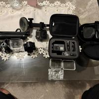 GoPro HERO+ con accessori