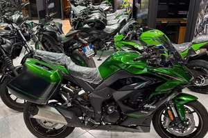 Kawasaki Ninja 1100 SX SE