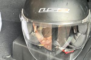 3 caschi usati in buone condizioni