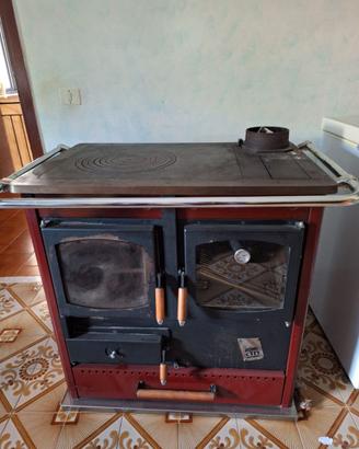 Stufa a legna CTM con funzione di termocamino