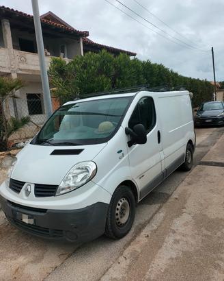 Renault trafic motore 2.0 dCi da 115 cavalli