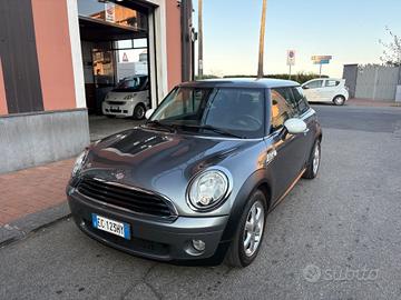 Mini 1.4 16V One 75cv 2010
