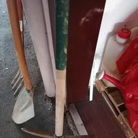 attrezzi da giardino