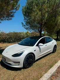 Tesla model 3 performance