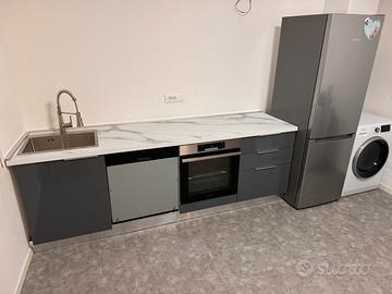 Cucina completa Frigo Lavastoviglie Forno Lavatric