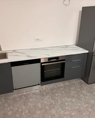 Cucina completa Frigo Lavastoviglie Forno Lavatric