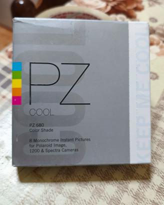 Polaroid pellicole IMPOSSIBLE PZ COOL spectra 