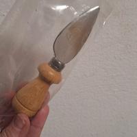 coltello per formaggio 