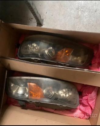 Fari fiat punto 188