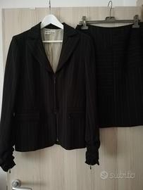 Completo giacca e gonna 