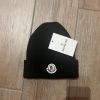 cappello moncler