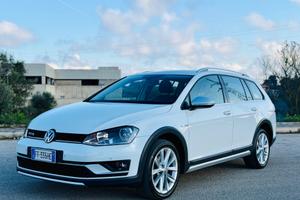 Volkswagen Golf Variant Alltrack 1.6 TDI 4MOTION E