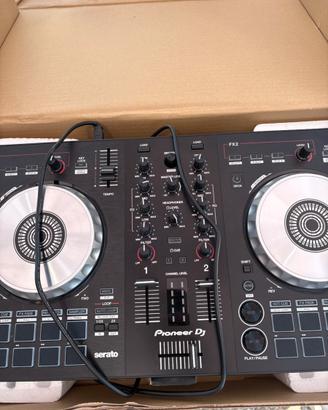 Pioneer dj console