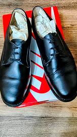 scarpe basse nere x divisa con suola in gomma , 42