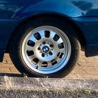 Pilot Sport 4 205/55-16