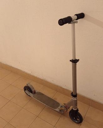 monopattino oxelo decathlon ragazzo