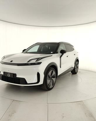 LYNK&CO 08 MORE