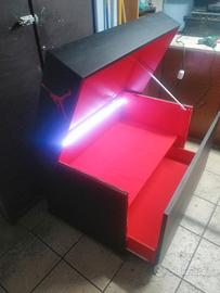 scarpiera a forma di scatola di scarpe