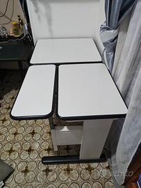 Scrivania per studio o computer