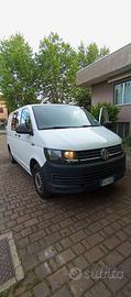Furgone Volkswagen T5 2015
