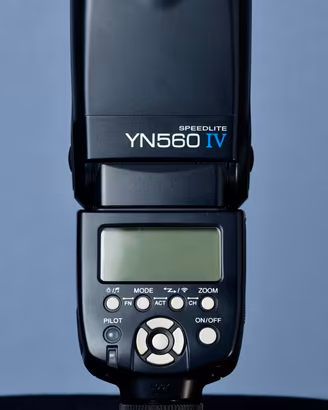 Flash Yongnuo YN560 IV + Coppia Trigger RF603N II