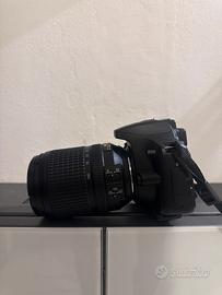 Nikon D3500 + 18-140mm VR - 4500 scatti