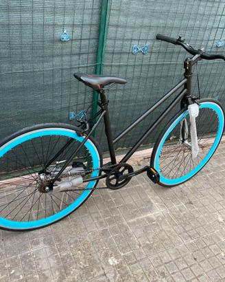 Bicicletta NUOVA