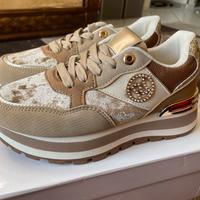 Scarpe nuove di zecca taglie 38,36