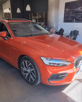 Volvo V60 T6 Twin Engine AWD Geartronic Business P