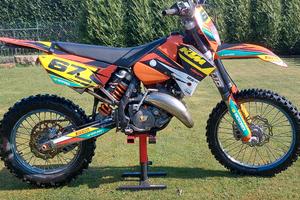 KTM 125